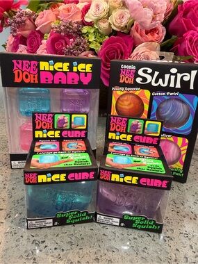 *BRAND NEW* SCHYLLING STRESS BALLS AND CUBES - NEEDOHS